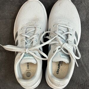 Adidas Women's cloudfoam Light Gray Sneakers sz 8
